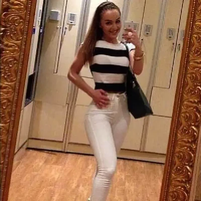 Adelina Berisha Tejet Në Formë