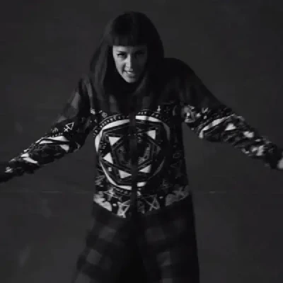 2 Fjalë Për Klipin E Ri “Be A Man Once“ Nga Dafina Zeqiri