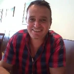 Nikoll Pera