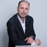 Adnan Ruhani (Adi)