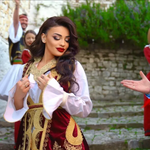 Pamela Veizaj & Haxhi Arapi - Lëri Avazet E Rënda