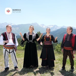 Mahmut Ferati, Shaqir Cërvadiku, Flora Gashi & Resmije Krasniqi - Oj Sllatinë E Dibrës Trime music video