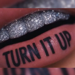 Kronz & JNZ - Turn It Up