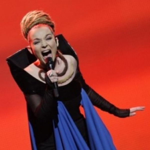 Performancës Më Të Fuqishme Vokale I Jepet çmimi “Rona Nishliu Award”